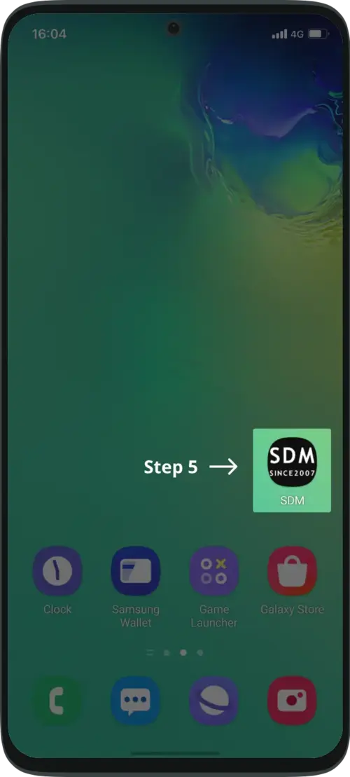 Android Home Screen with the installed SDM icon highlighted